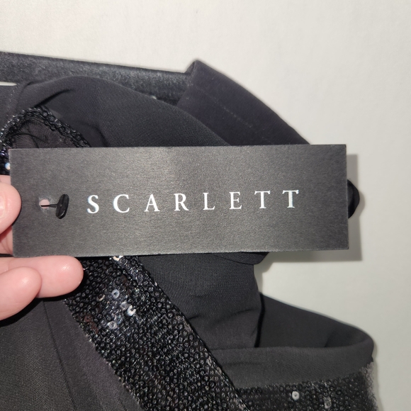 ⭐️NWT Scarlett Black Dress with Sequin Detail Overlay Size 22W⭐️ - Picture 8 of 9